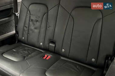 Внедорожник / Кроссовер Audi Q7 2011 в 
