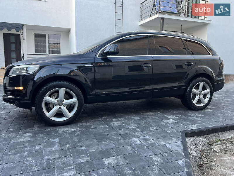 Внедорожник / Кроссовер Audi Q7 2007 в Хусте