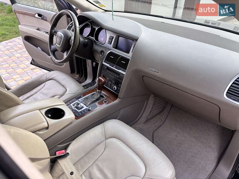 Позашляховик / Кросовер Audi Q7 2007 в Вінниці