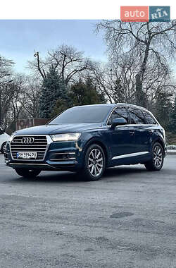 Позашляховик / Кросовер Audi Q7 2019 в Києві