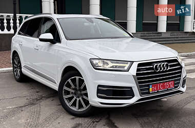 Внедорожник / Кроссовер Audi Q7 2016 в Киеве