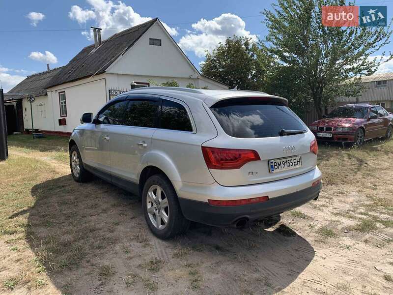 Позашляховик / Кросовер Audi Q7 2013 в Тростянці