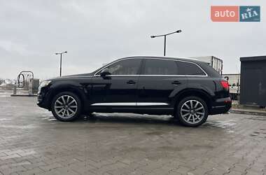 Позашляховик / Кросовер Audi Q7 2016 в Калуші