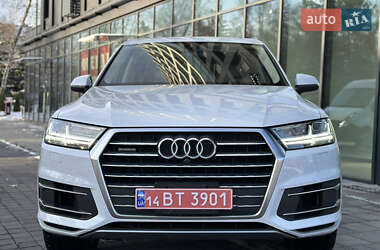 Позашляховик / Кросовер Audi Q7 2018 в Львові