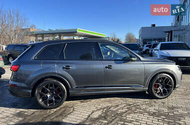 Внедорожник / Кроссовер Audi Q7 2024 в Полтаве