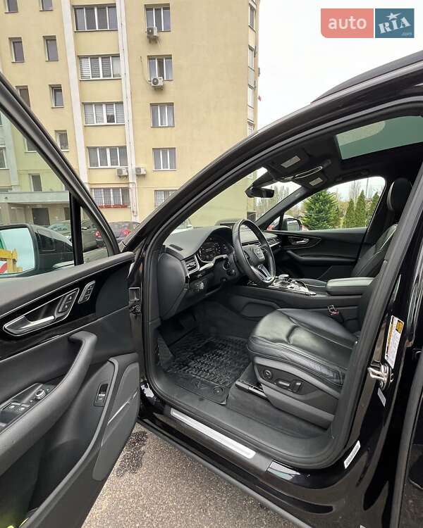 Внедорожник / Кроссовер Audi Q7 2019 в Одессе