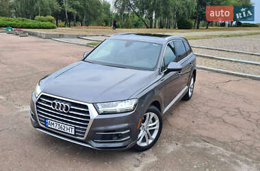 Позашляховик / Кросовер Audi Q7 2018 в Житомирі