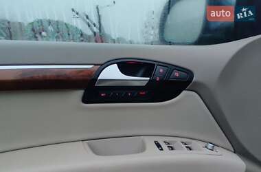 Внедорожник / Кроссовер Audi Q7 2014 в 