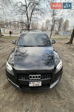 Внедорожник / Кроссовер Audi Q7 2014 в 