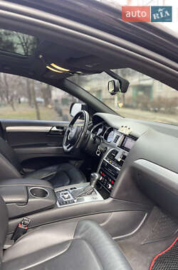 Внедорожник / Кроссовер Audi Q7 2014 в 