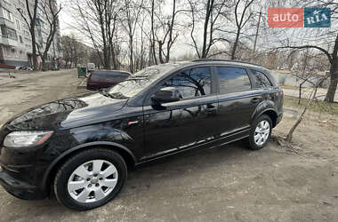 Внедорожник / Кроссовер Audi Q7 2014 в 