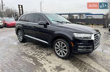 Позашляховик / Кросовер Audi Q7 2018 в Луцьку