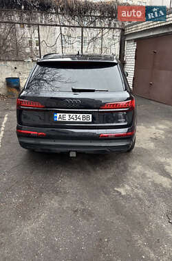 Внедорожник / Кроссовер Audi Q7 2020 в Днепре