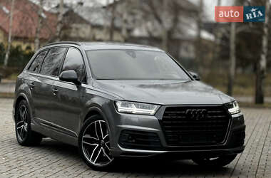 Внедорожник / Кроссовер Audi Q7 2017 в Виноградове