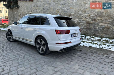 Внедорожник / Кроссовер Audi Q7 2015 в Каменец-Подольском