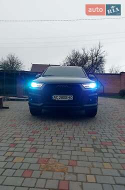 Внедорожник / Кроссовер Audi Q7 2016 в 