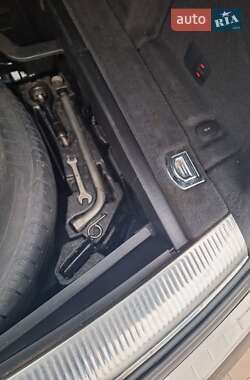 Внедорожник / Кроссовер Audi Q7 2007 в 