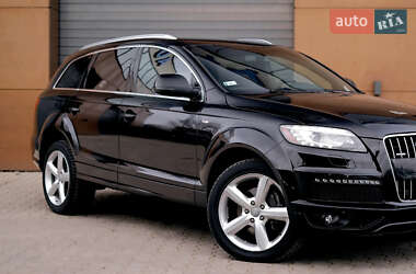 Позашляховик / Кросовер Audi Q7 2014 в Львові