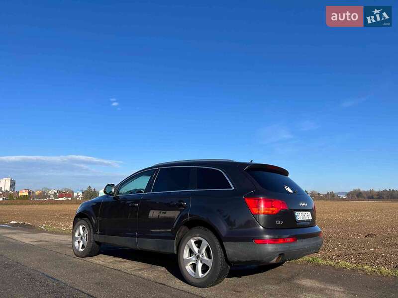 Позашляховик / Кросовер Audi Q7 2007 в Херсоні