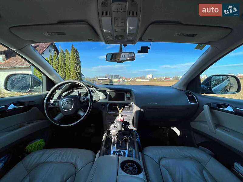 Позашляховик / Кросовер Audi Q7 2007 в Херсоні