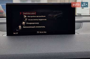 Внедорожник / Кроссовер Audi Q7 2016 в 