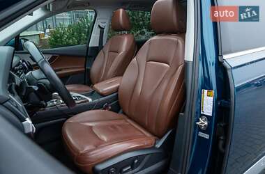 Внедорожник / Кроссовер Audi Q7 2018 в 