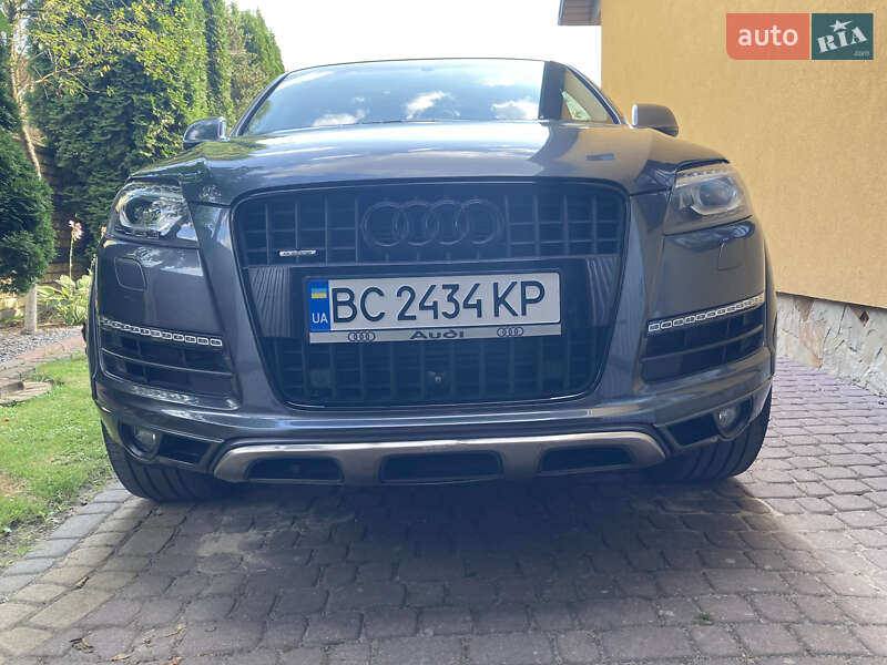 Позашляховик / Кросовер Audi Q7 2014 в Жовкві