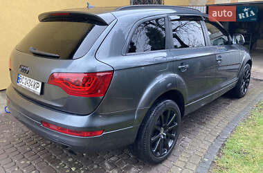 Позашляховик / Кросовер Audi Q7 2014 в 