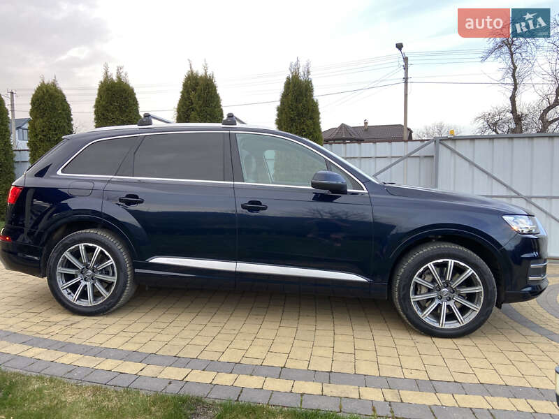 Внедорожник / Кроссовер Audi Q7 2017 в Ивано-Франковске