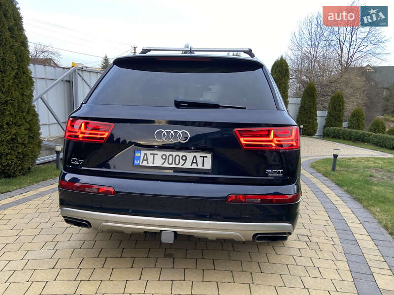 Внедорожник / Кроссовер Audi Q7 2017 в Ивано-Франковске