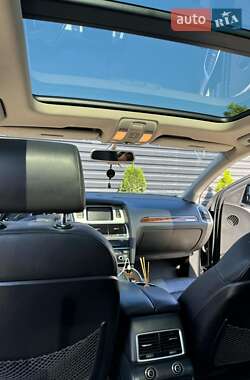 Внедорожник / Кроссовер Audi Q7 2012 в 