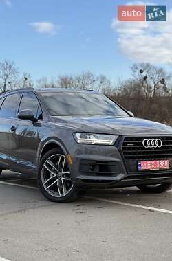 Позашляховик / Кросовер Audi Q7 2018 в Ірпені