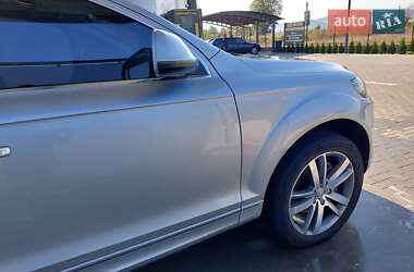 Внедорожник / Кроссовер Audi Q7 2014 в 