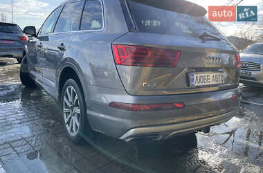 Позашляховик / Кросовер Audi Q7 2017 в Львові