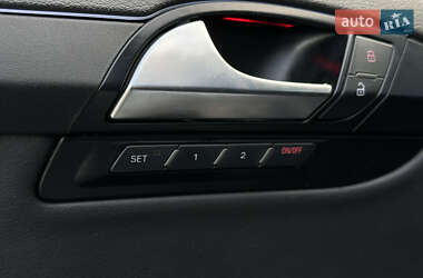 Позашляховик / Кросовер Audi Q7 2010 в 
