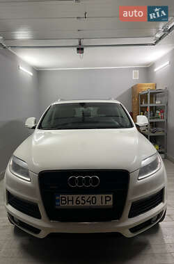 Внедорожник / Кроссовер Audi Q7 2009 в Белгороде-Днестровском