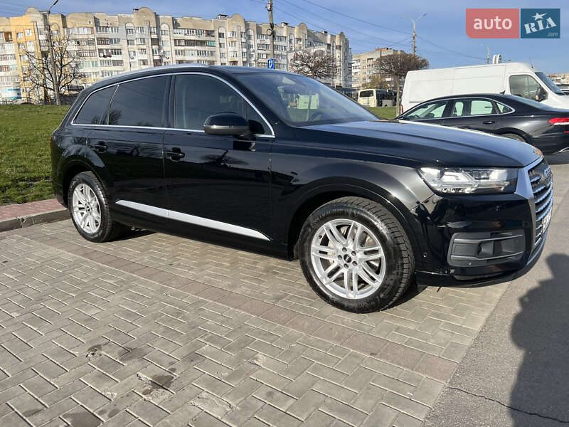 Внедорожник / Кроссовер Audi Q7 2016 в Луцке