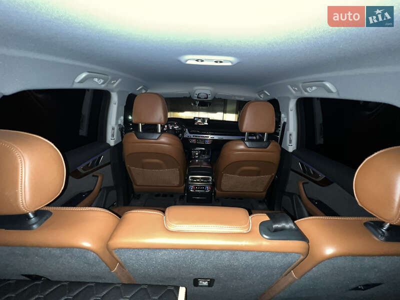 Внедорожник / Кроссовер Audi Q7 2016 в Луцке