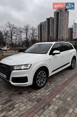 Позашляховик / Кросовер Audi Q7 2018 в Києві