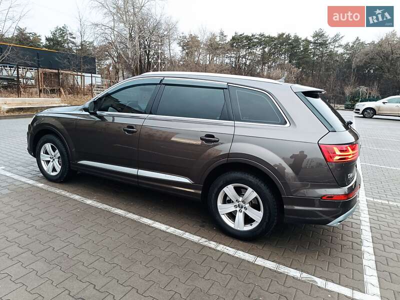 Позашляховик / Кросовер Audi Q7 2017 в Чернігові фото 18 Позашляховик / Кросовер Audi Q7 2017 в Чернігові