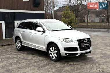 Внедорожник / Кроссовер Audi Q7 2007 в Тячеве