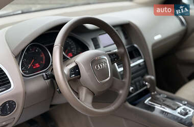 Внедорожник / Кроссовер Audi Q7 2007 в Тячеве