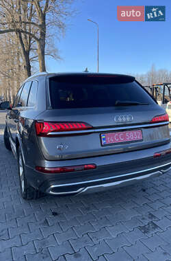 Внедорожник / Кроссовер Audi Q7 2020 в Тернополе