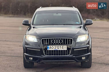 Позашляховик / Кросовер Audi Q7 2010 в Ужгороді