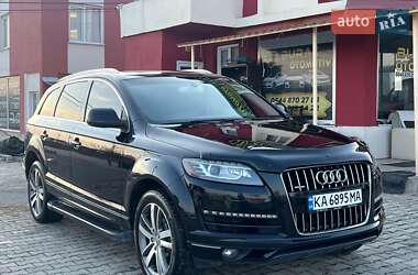 Внедорожник / Кроссовер Audi Q7 2015 в 