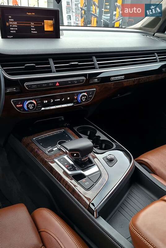 Позашляховик / Кросовер Audi Q7 2018 в Тернополі