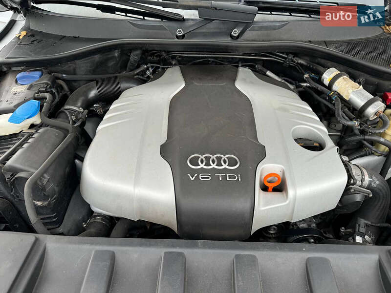 Позашляховик / Кросовер Audi Q7 2012 в Нововолинську