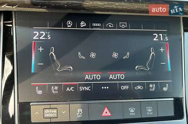 Позашляховик / Кросовер Audi Q7 2021 в 