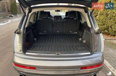 Внедорожник / Кроссовер Audi Q7 2015 в Киеве