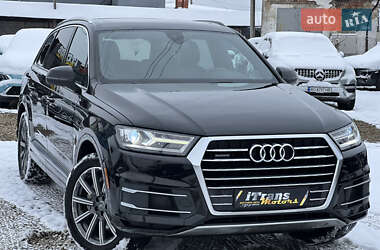 Позашляховик / Кросовер Audi Q7 2017 в Стрию